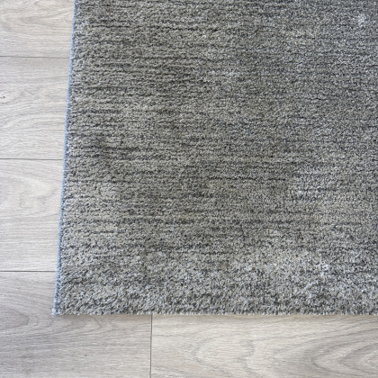 Skald - Taupe Grey - 133 x 195cm Skald - Taupe Grey - 133 x 195cm